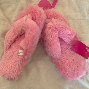 Jenni brand bubble pink fuzzy slippers NWT size S 5/6